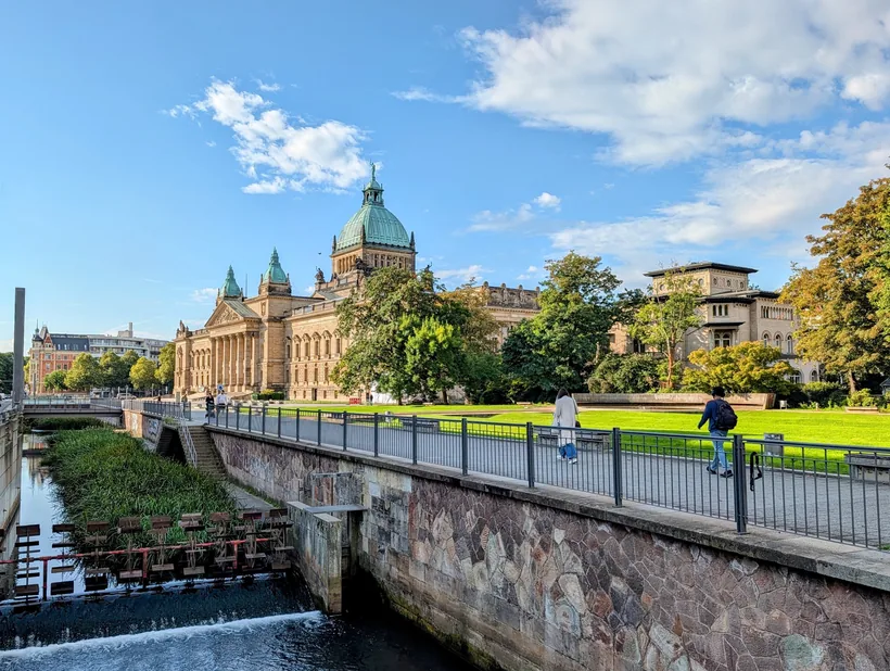 Pleißemühlgraben vor dem Bundesverwaltungsgericht in Leipzig