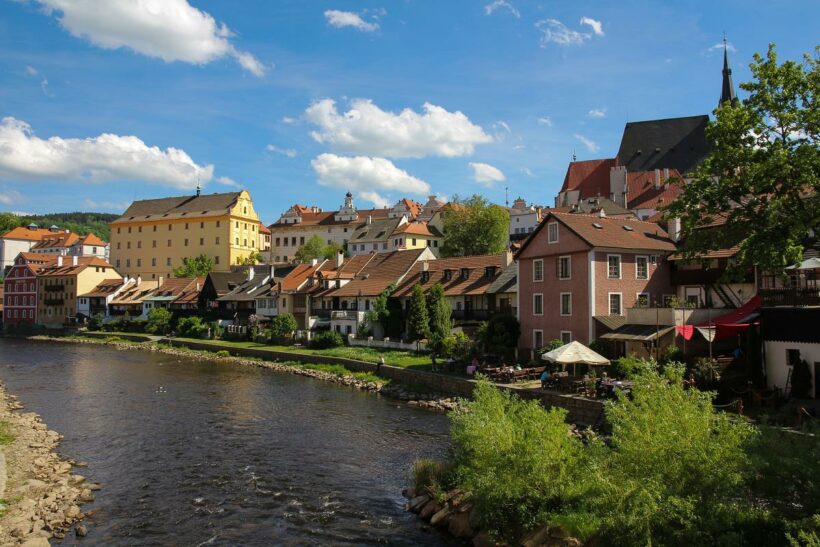 Der Fluss Nagold in der Stadt Calw