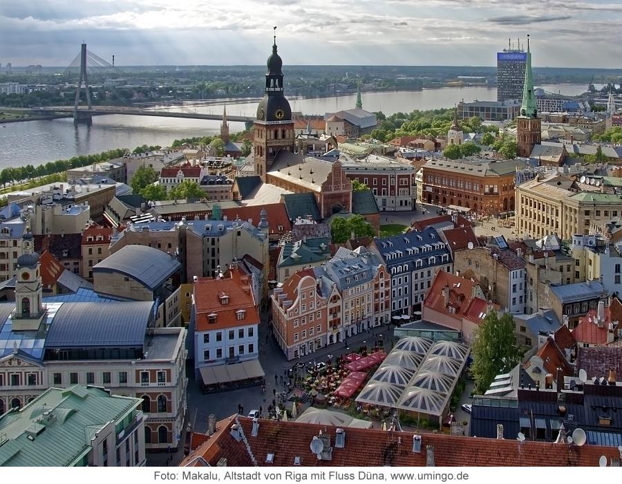 Riga Altstadt mit Fluss Düna