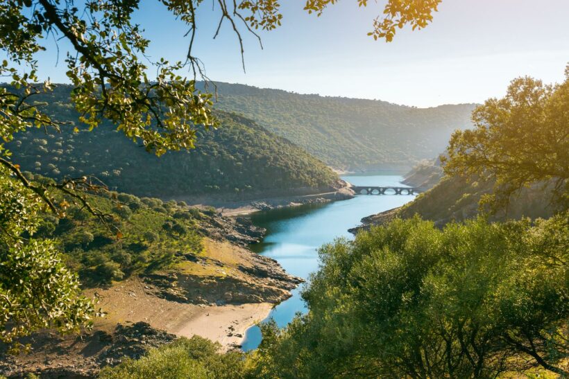 Nationalpark Monfragüe mit dem Fluss Tajo in Extremadura